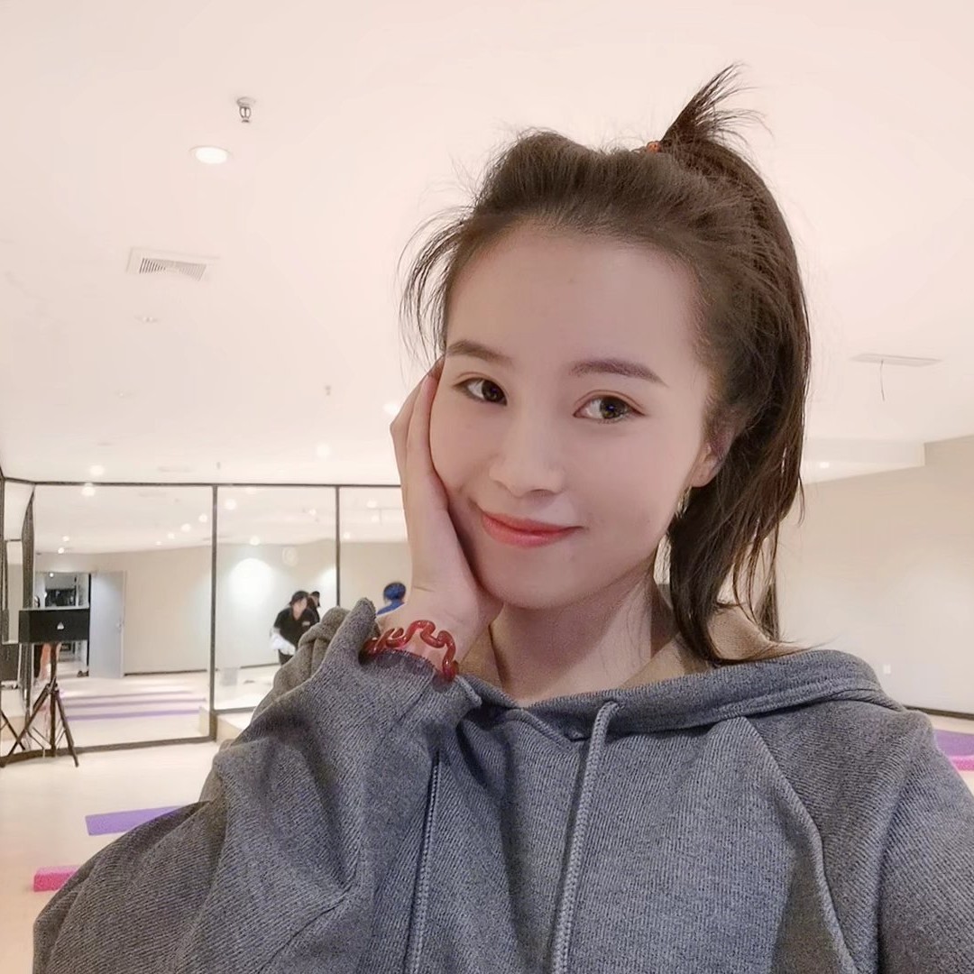 秋秋秋的照片
