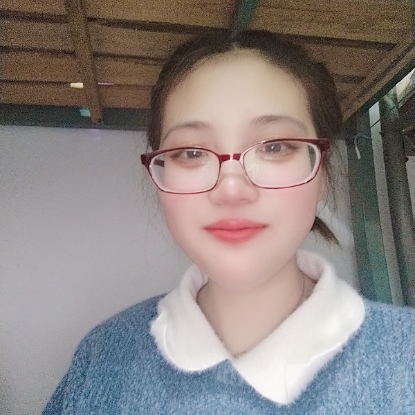 季节漫步文静的照片