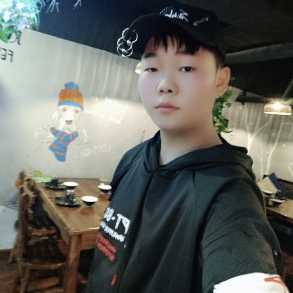杨战兵的照片
