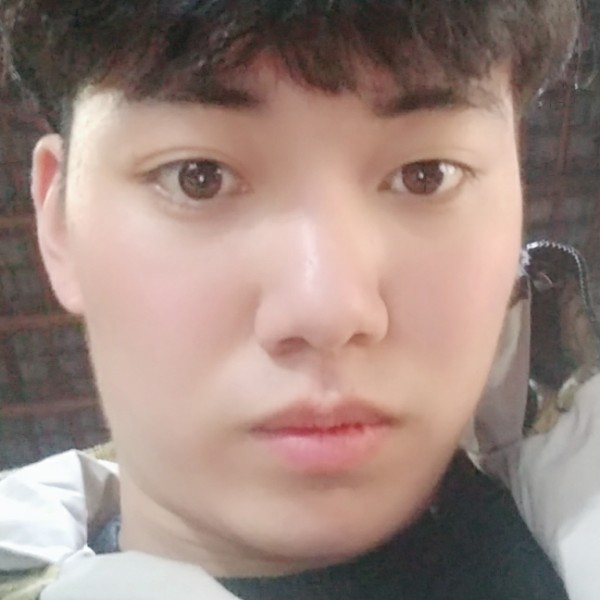 信赖，少年的照片