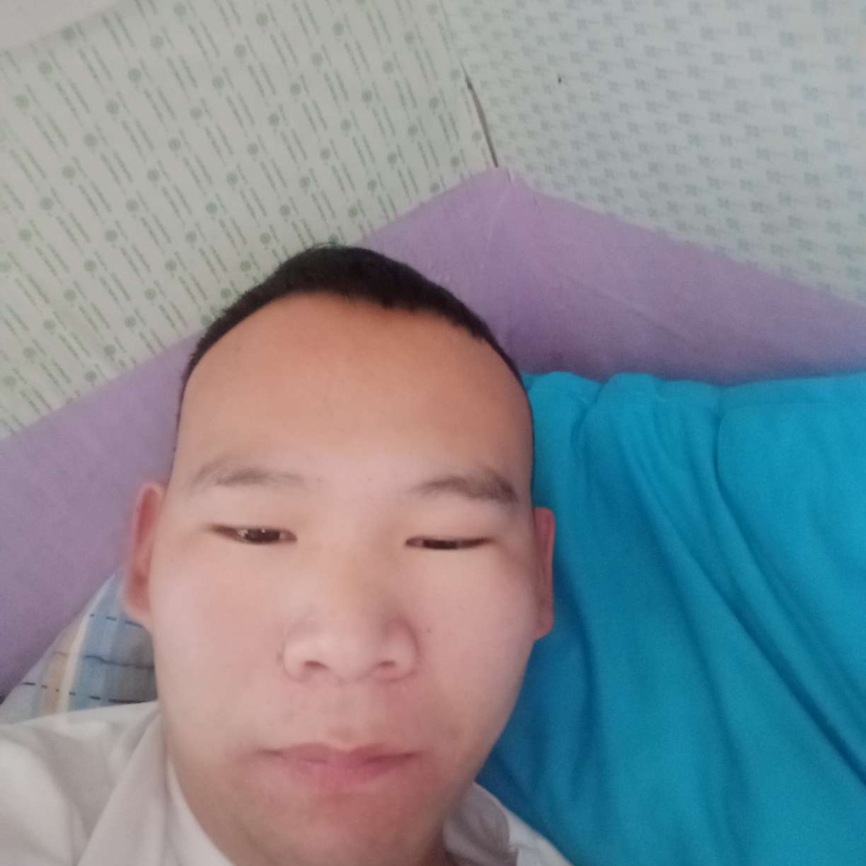 呓语吃醋幻灭的照片