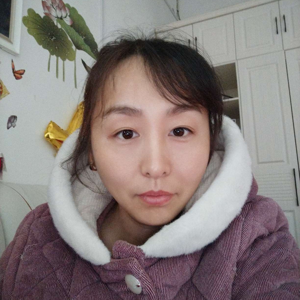 冷酷吃醋牛排的照片