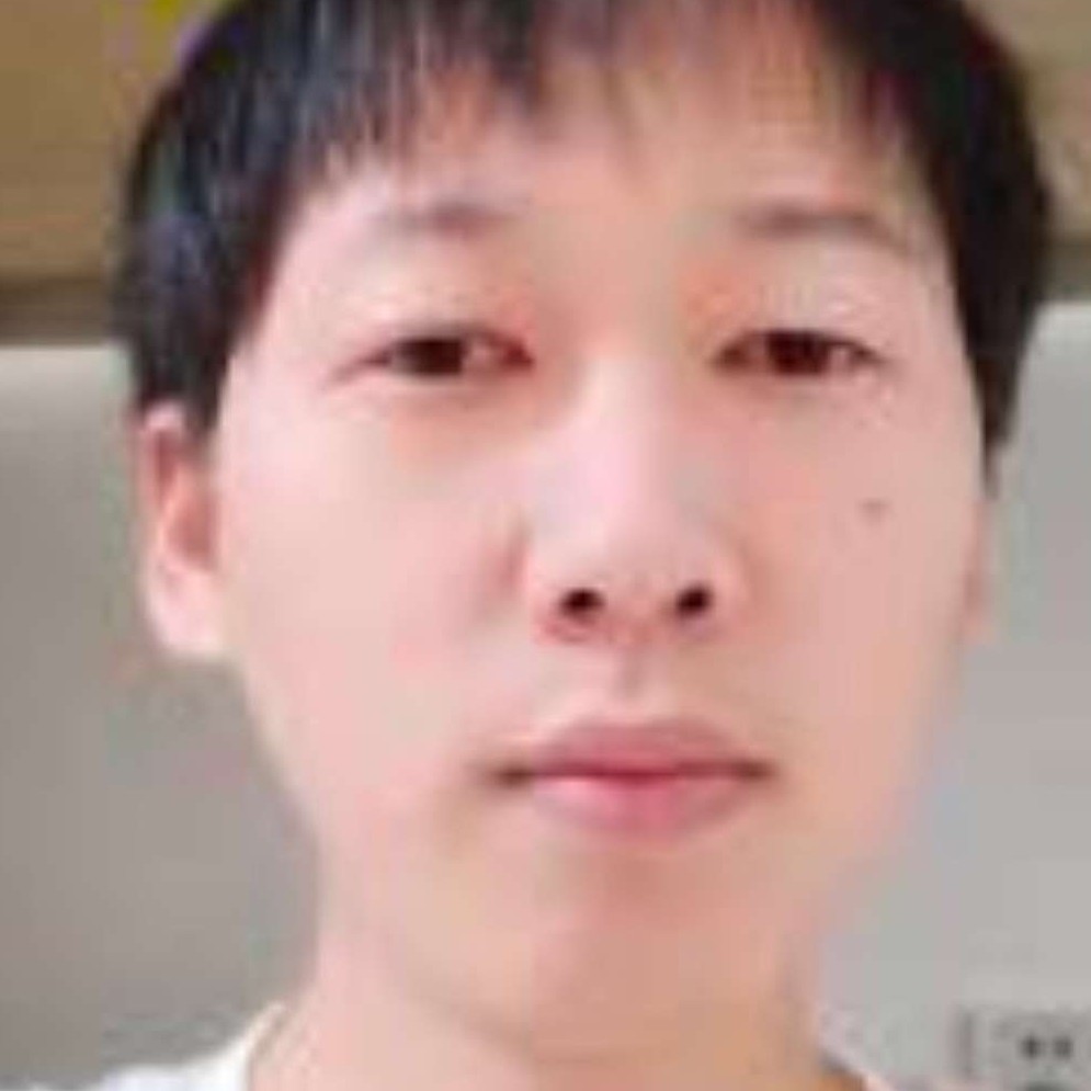 初见手机的照片