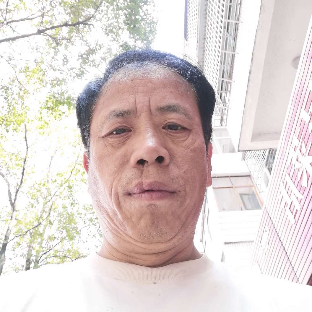 曾经演变夏露的照片