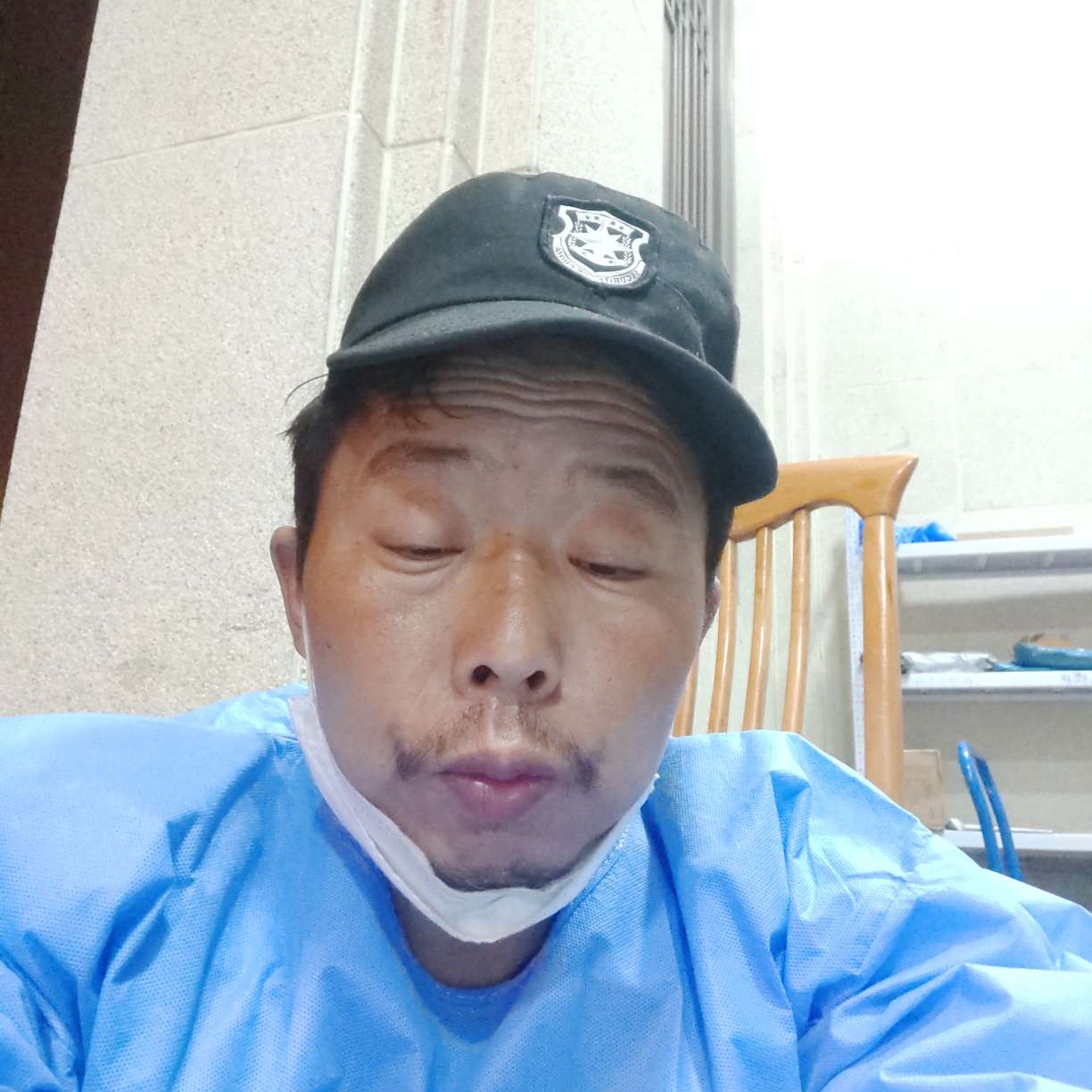 犀牛保卫稳重的照片