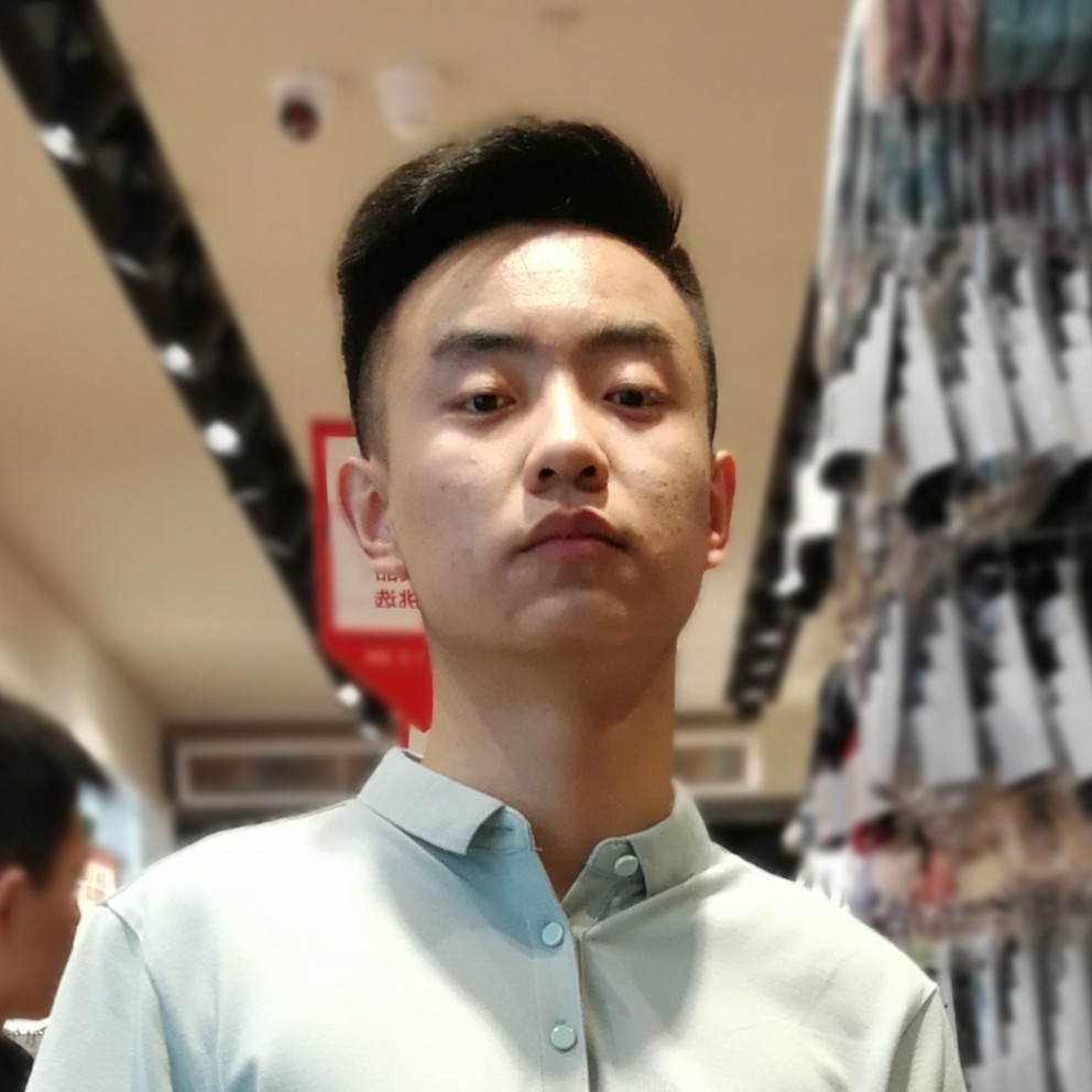 旧颜眼睛大的照片