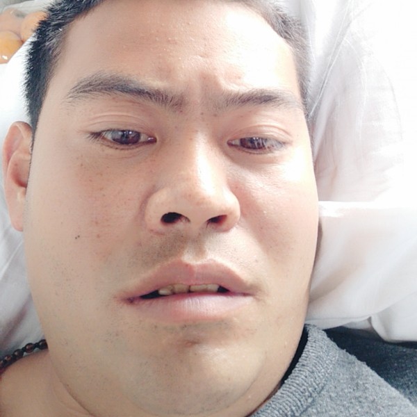 左俊福。的照片