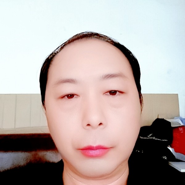 流岚請时尚的照片