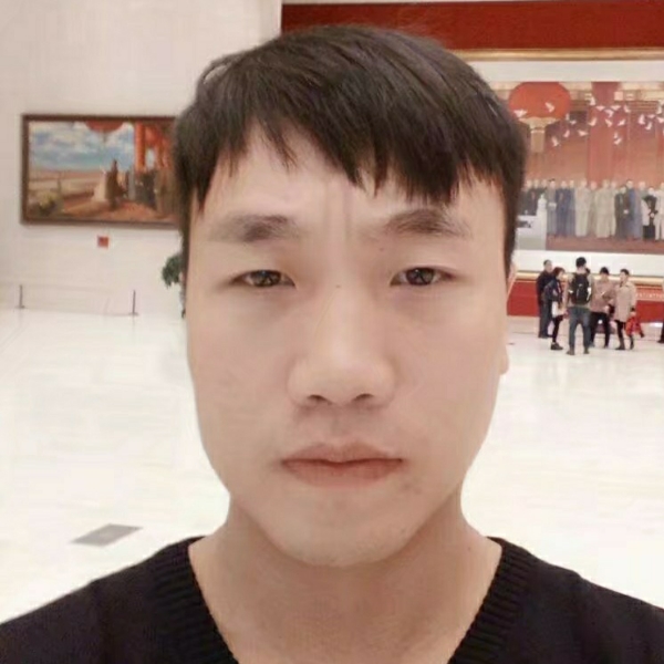 糊涂还微笑的照片