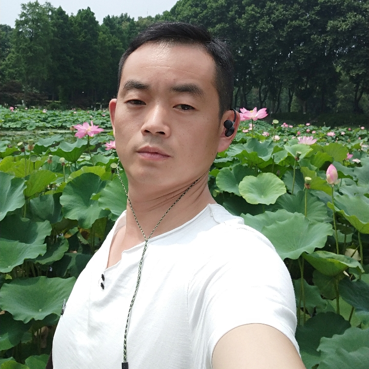 流年的蓝莓的照片