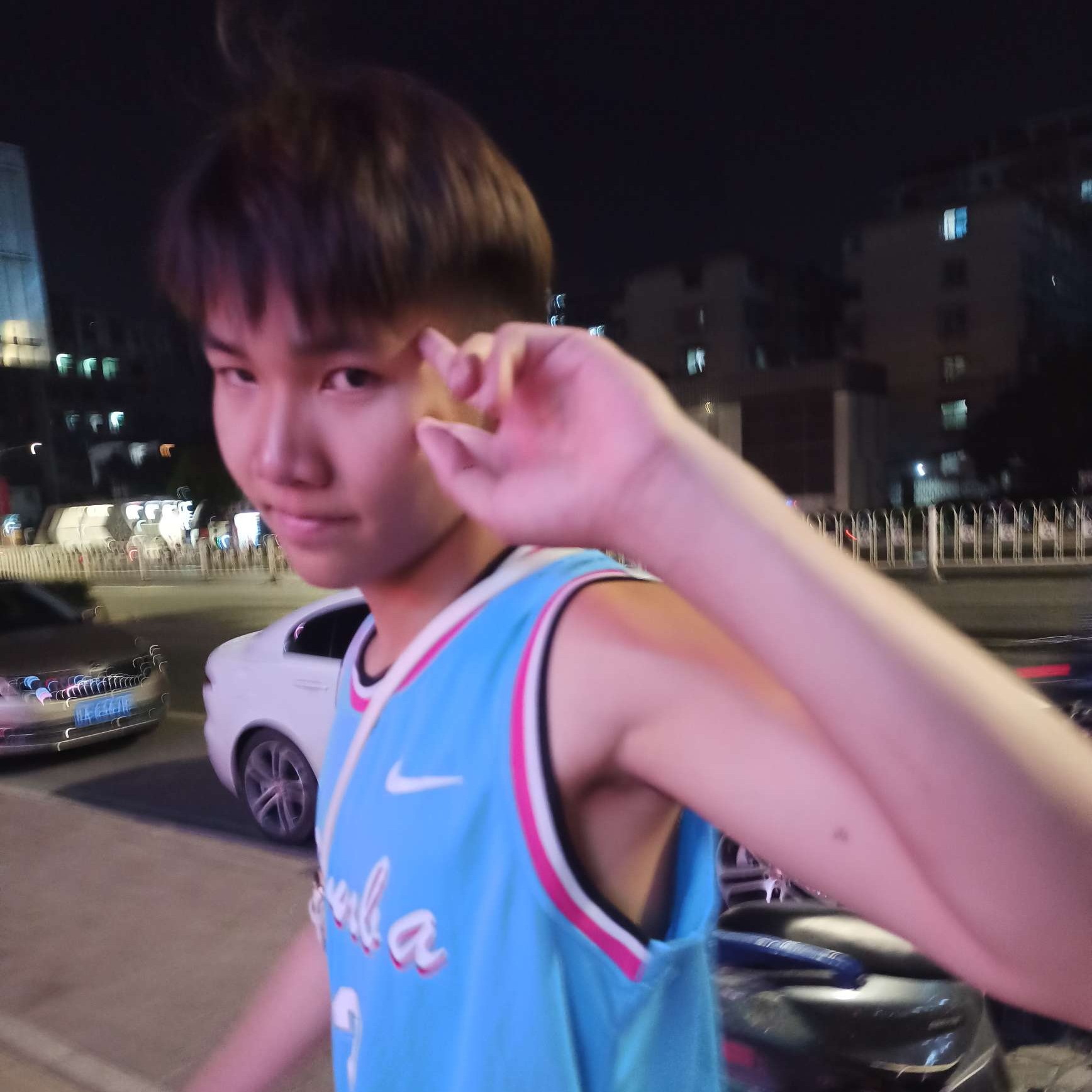 BlUEF的照片