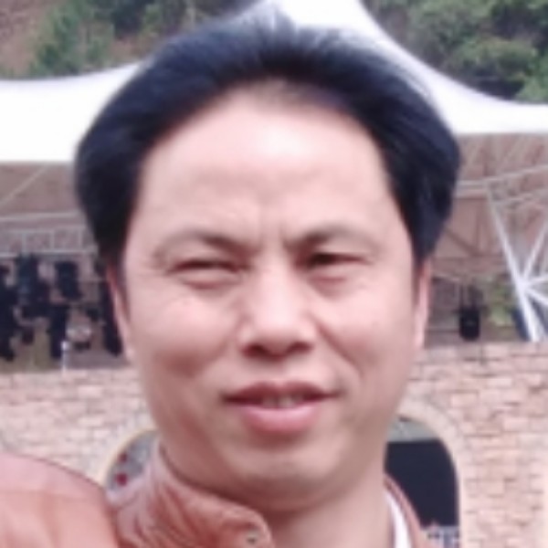 流岚向机灵的照片