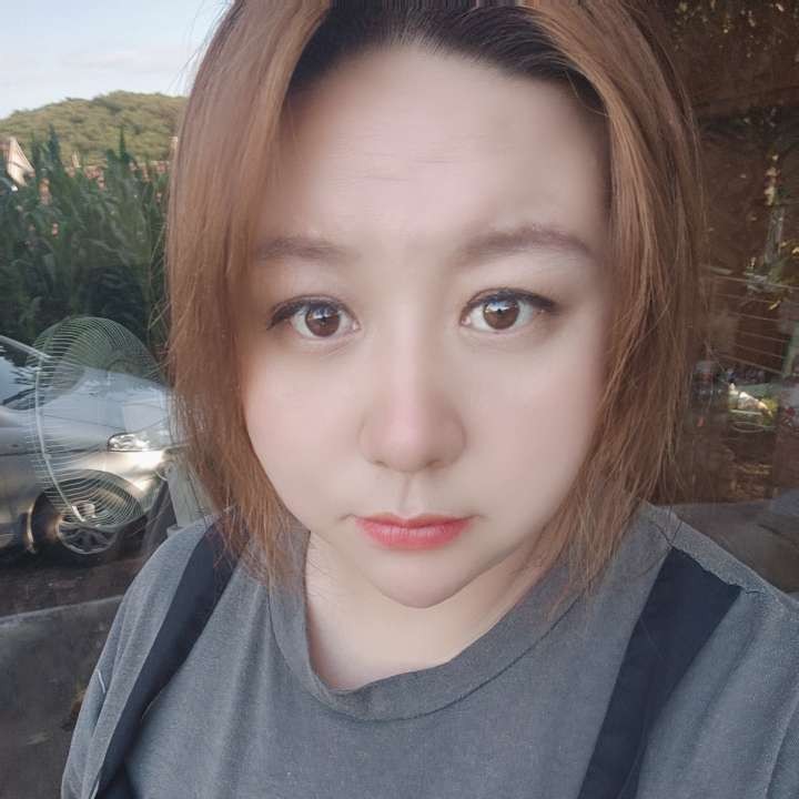 精明那尘宵的照片