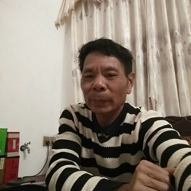 但原人长久的照片