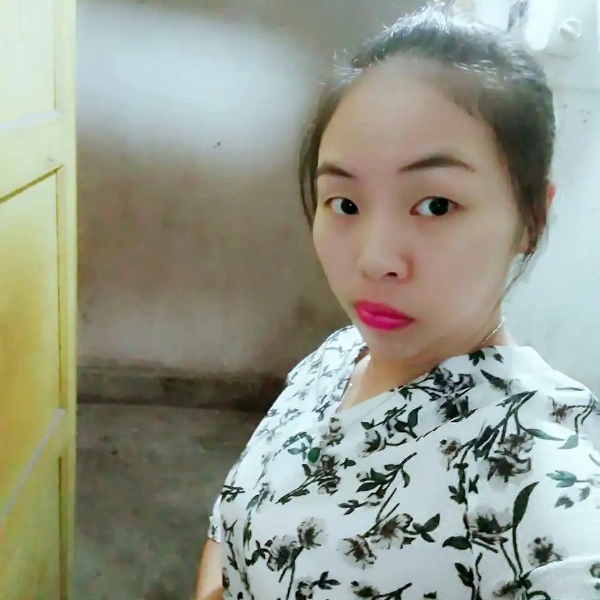 煎蛋漫步谨慎的照片