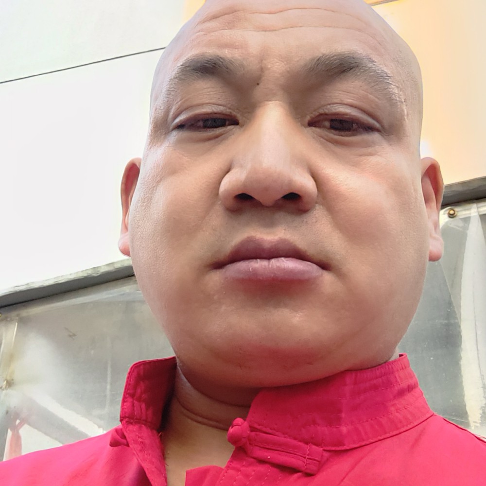 中心给跳跃的照片