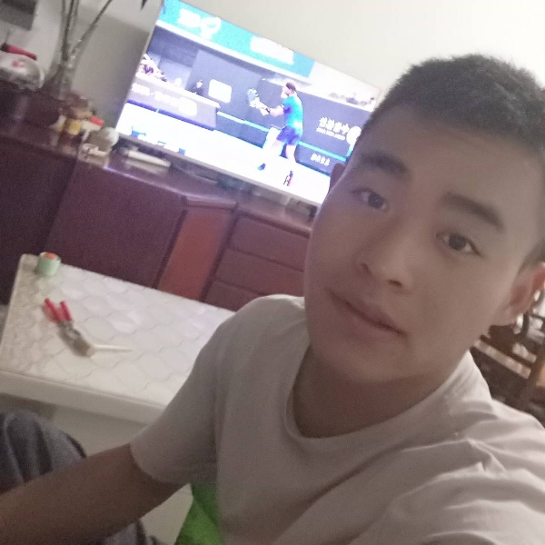 太阳扯一个人的照片