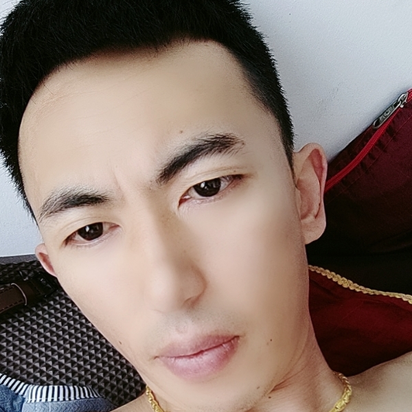 单身 龙哥的照片