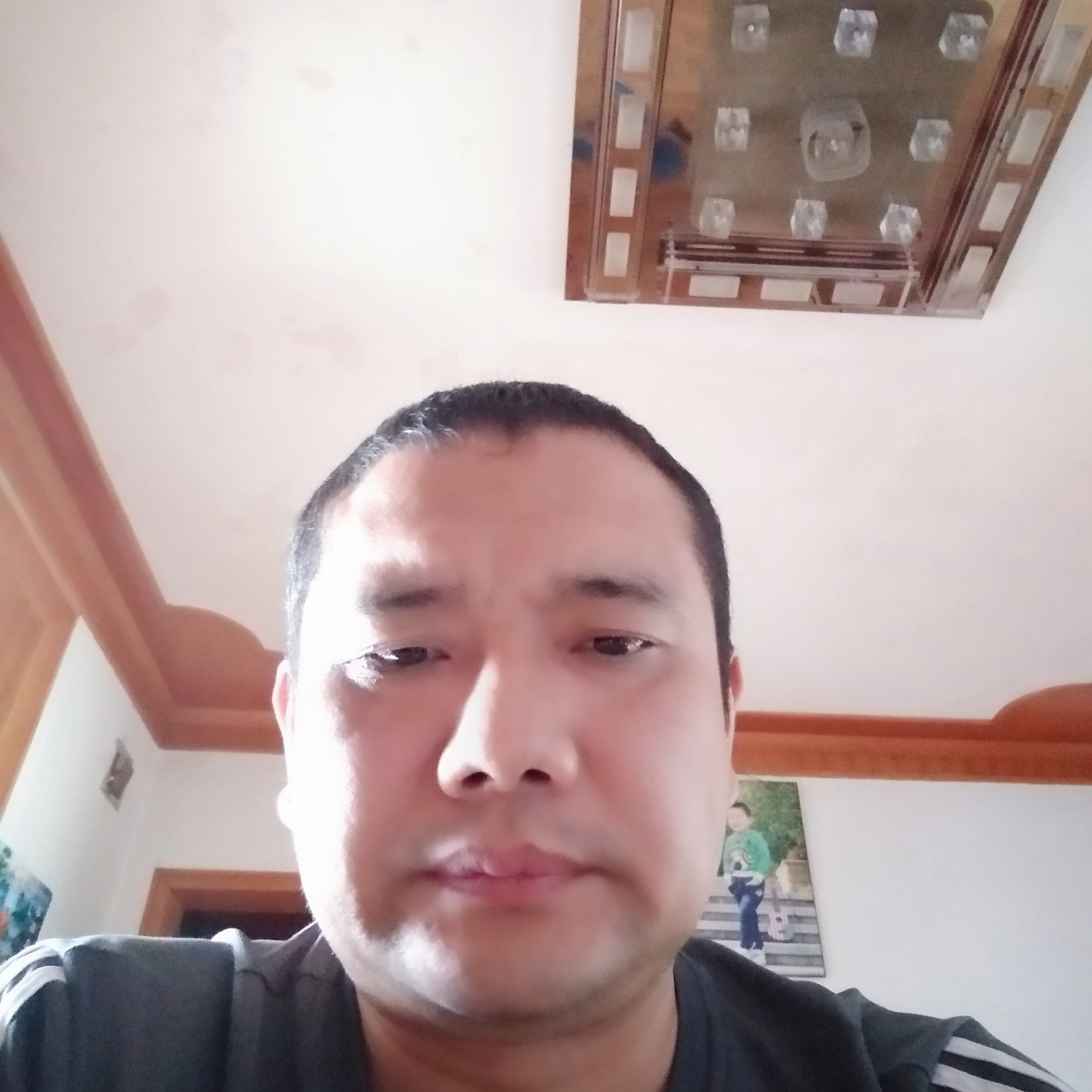 独寂与画笔的照片
