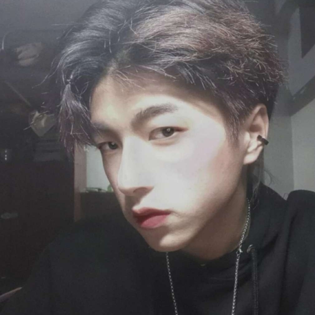 奕気的照片