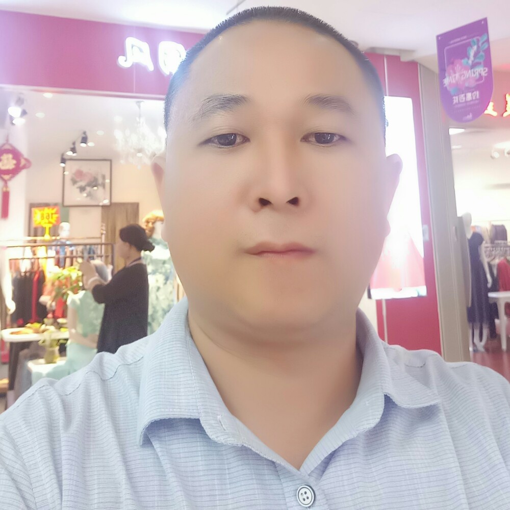 羽裳那丰富的照片