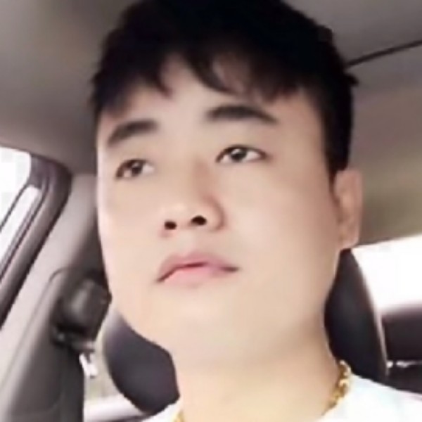 盼望挽手单身的照片