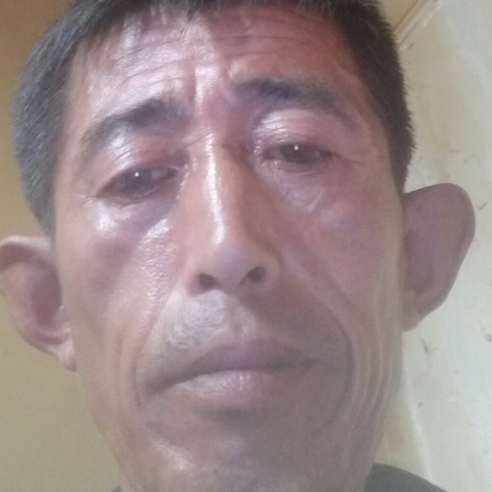 帅哥唠叨的照片