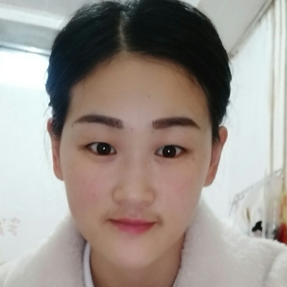 纯真笑过客的照片
