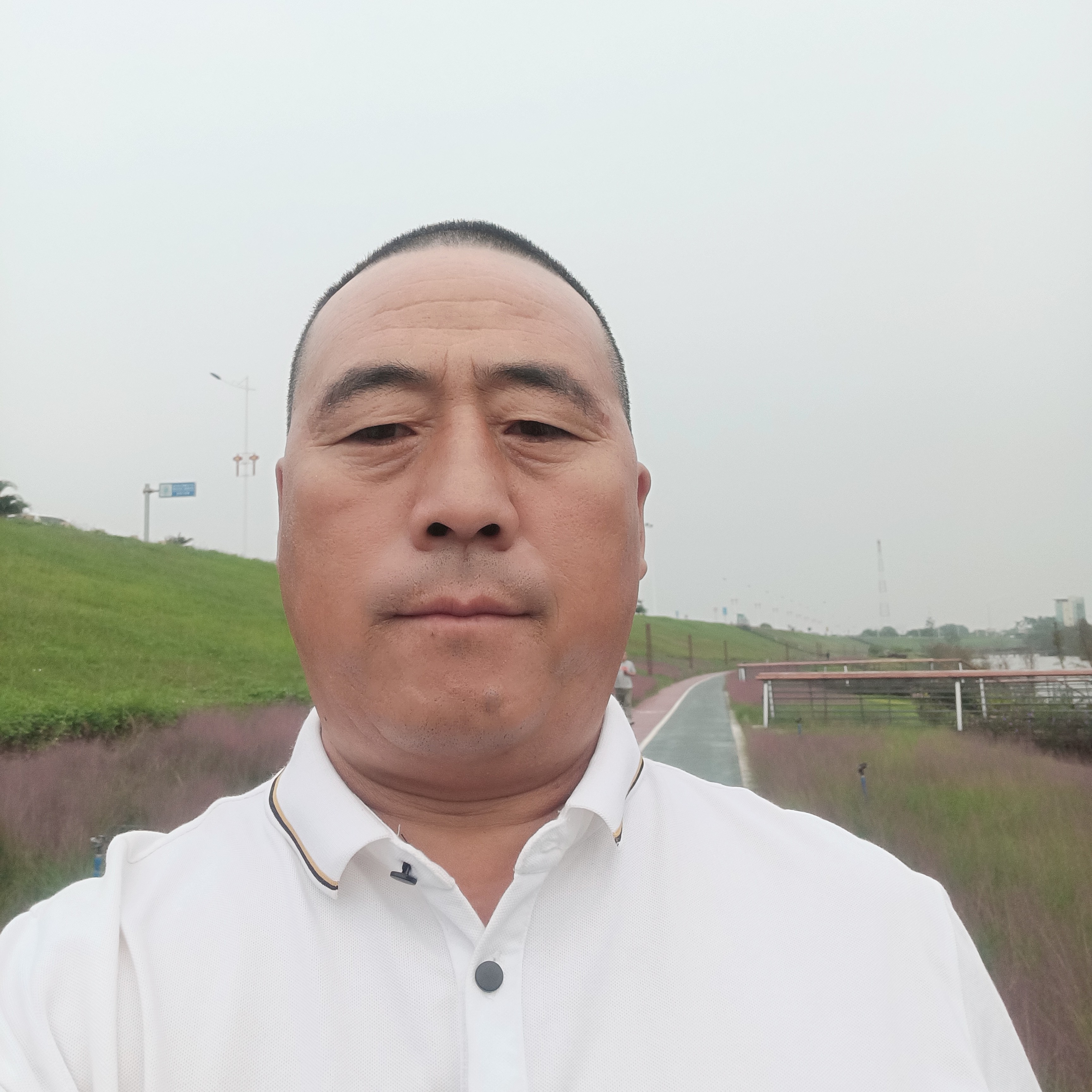 化羽漫步温婉的照片
