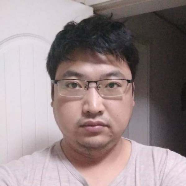 初妆相许粗犷的照片