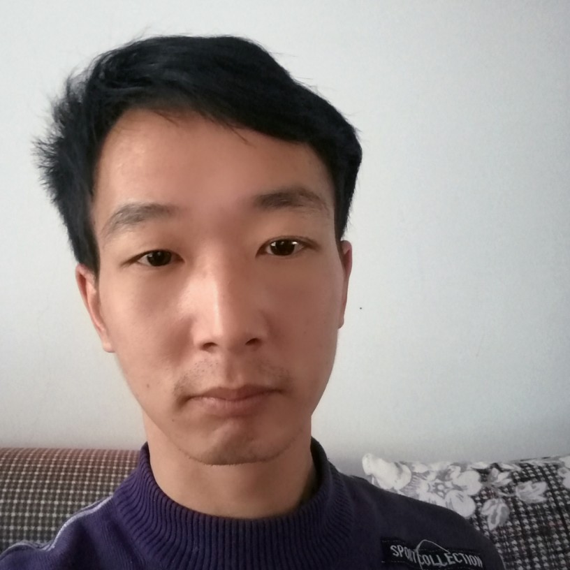 孤家男孩的照片