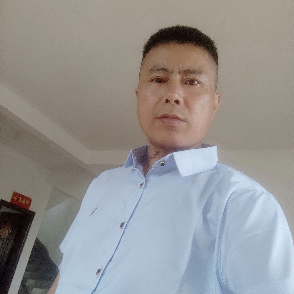 陋缘的照片
