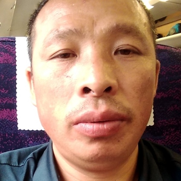 白开水有彩色的照片