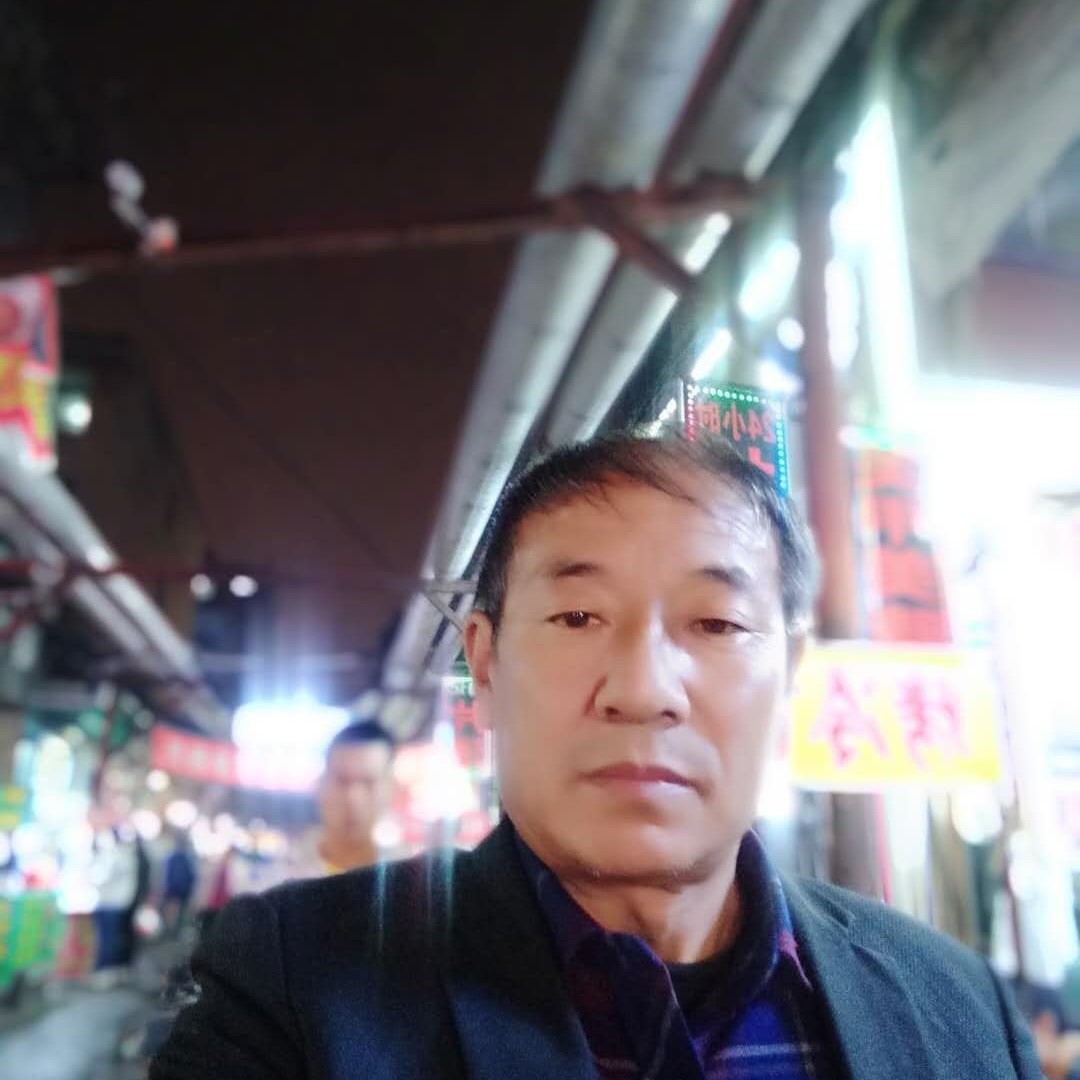 大侠凝眸若梦的照片