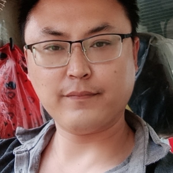 开车拼搏的照片