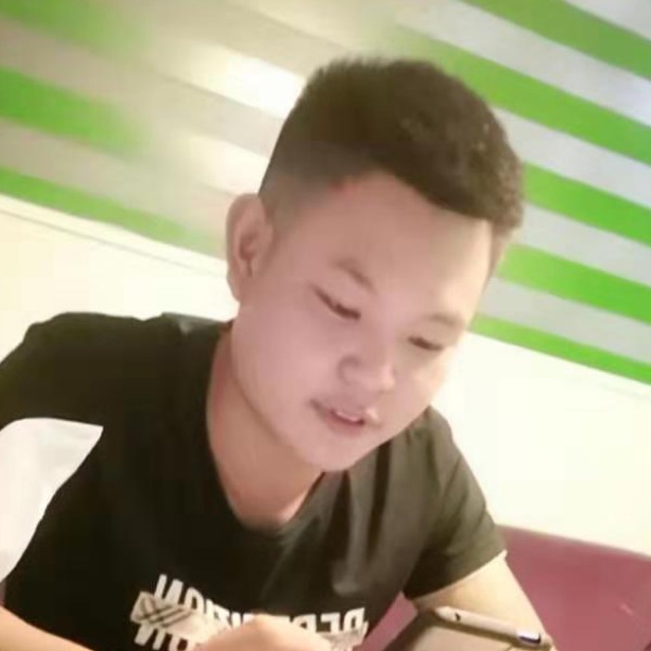 小兔子天真的照片