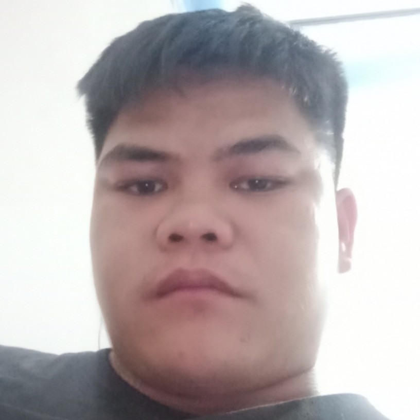 个性拿滑板的照片