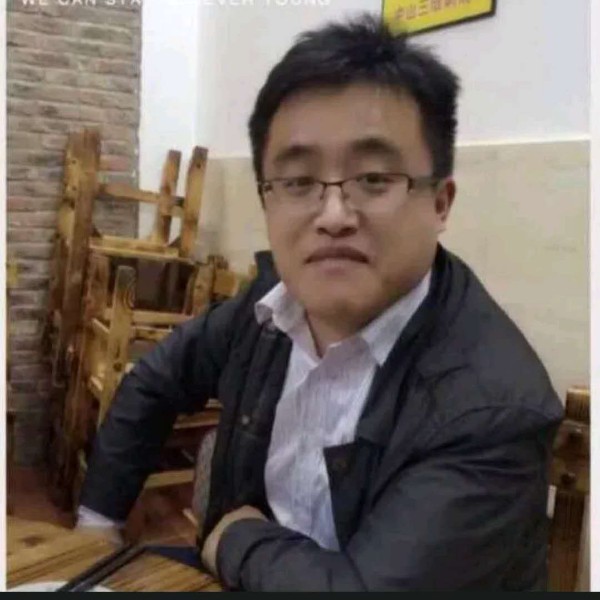 宫汝良的照片