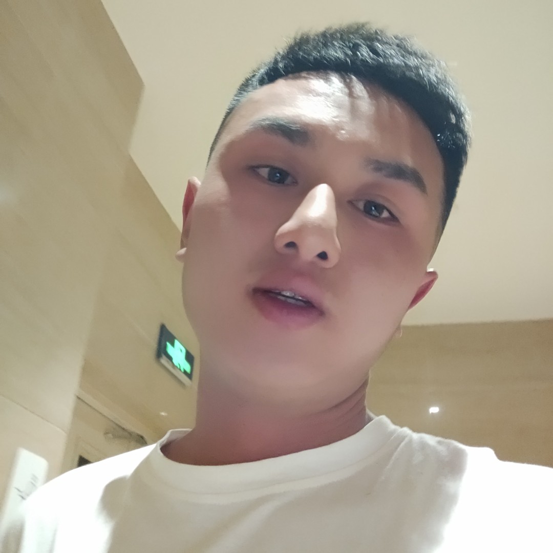 欲不欢的照片