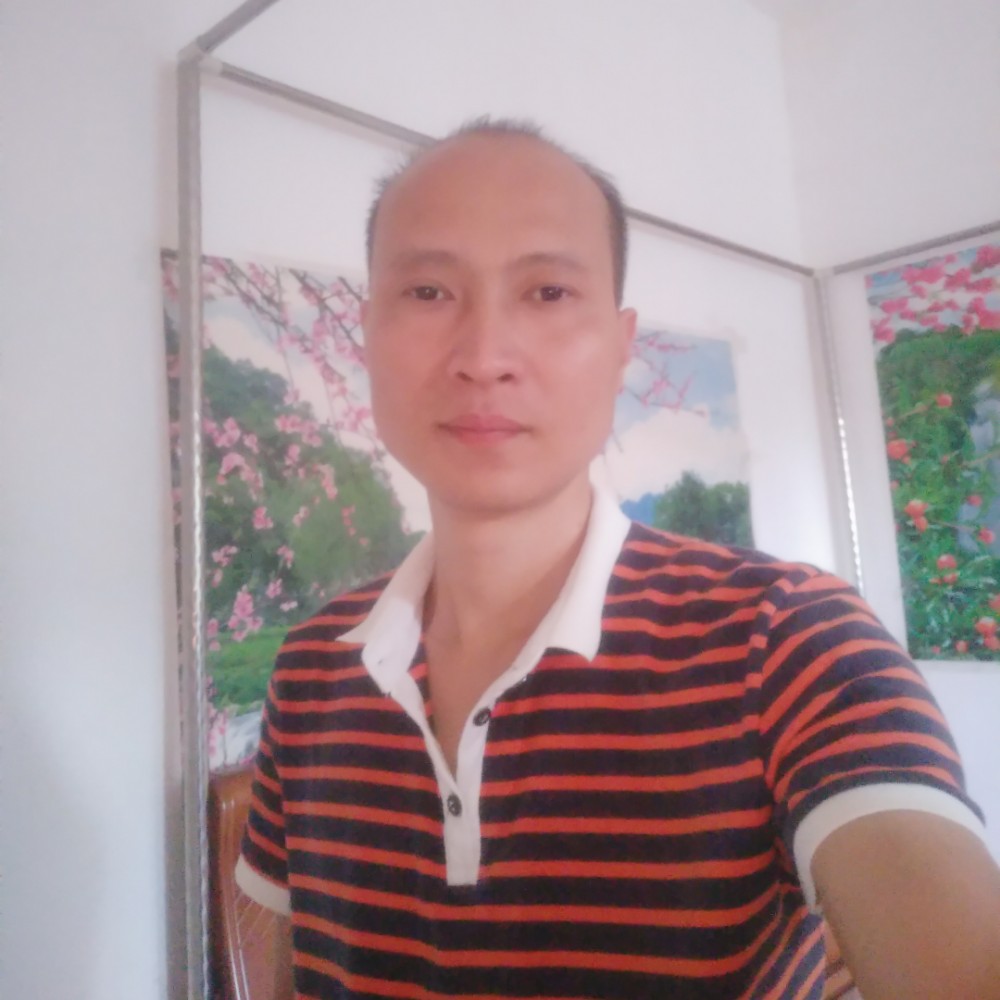 粤K小伙的照片