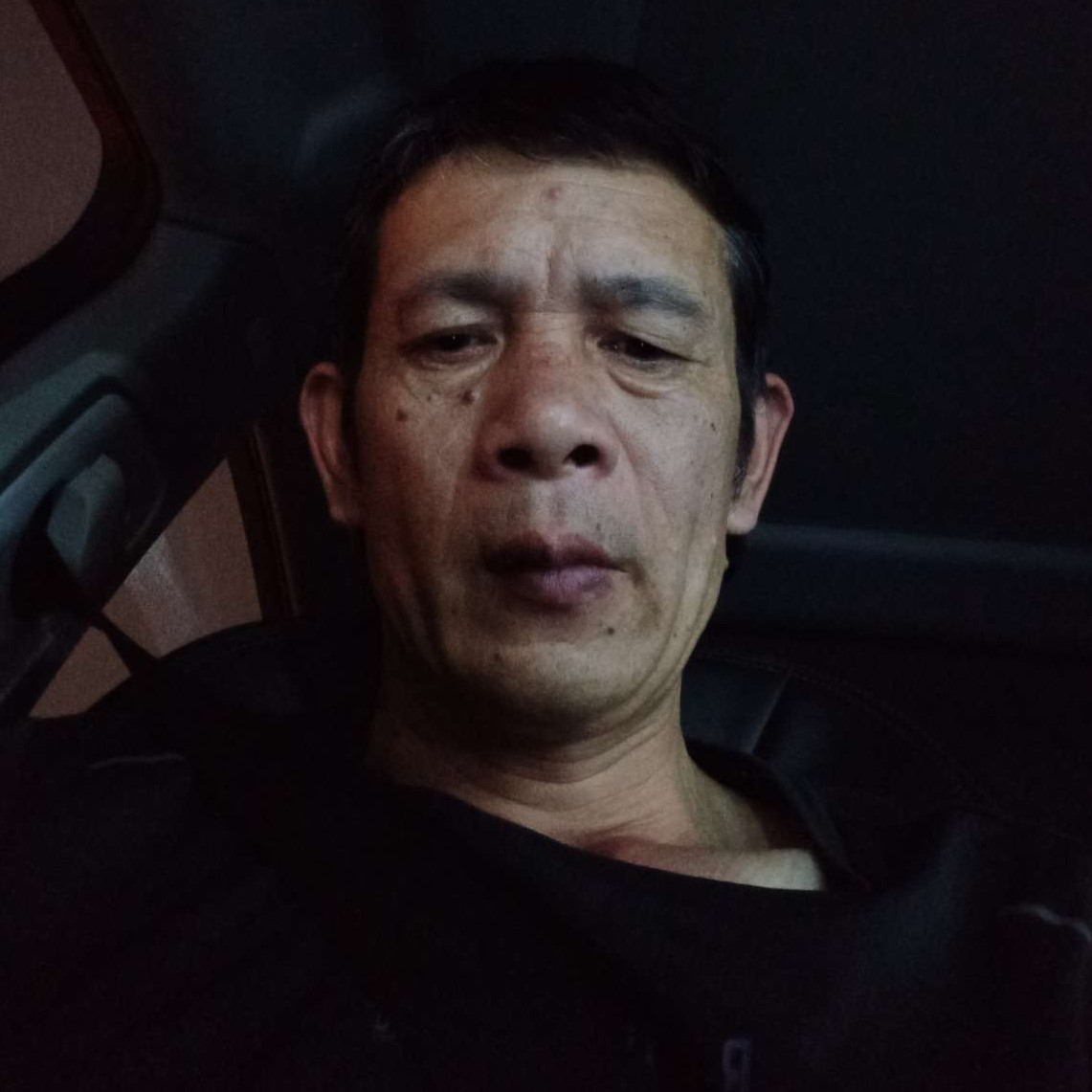 超帅浅吻唇膏的照片
