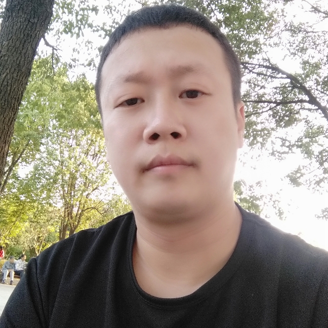 树叶落纷纷的照片