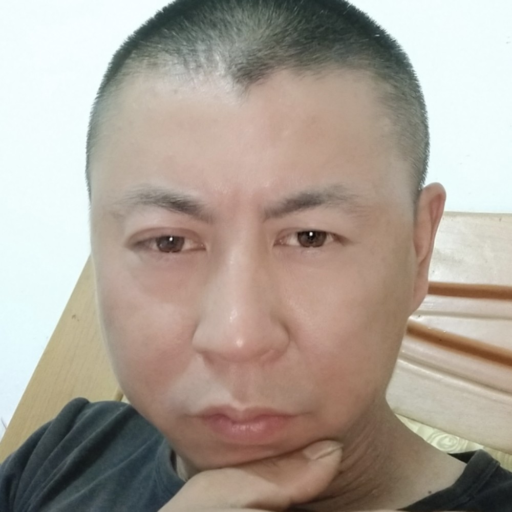 弓。长。文。武的照片