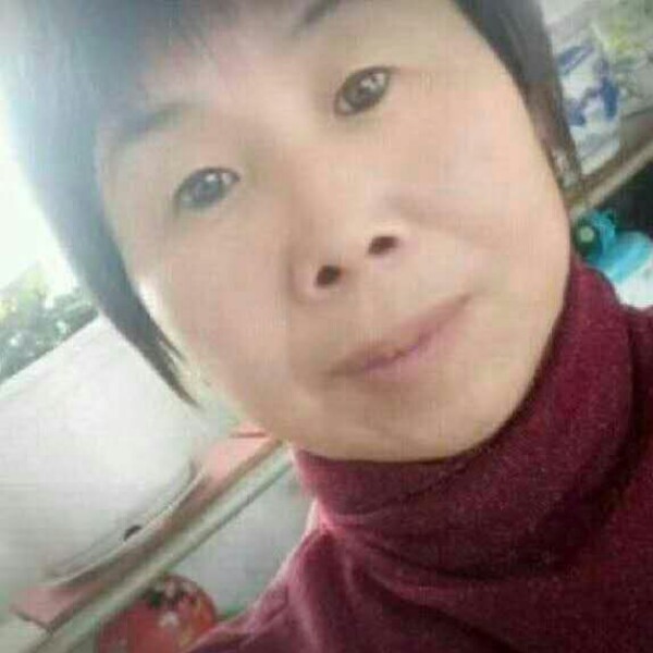 云朵回眸秀丽的照片