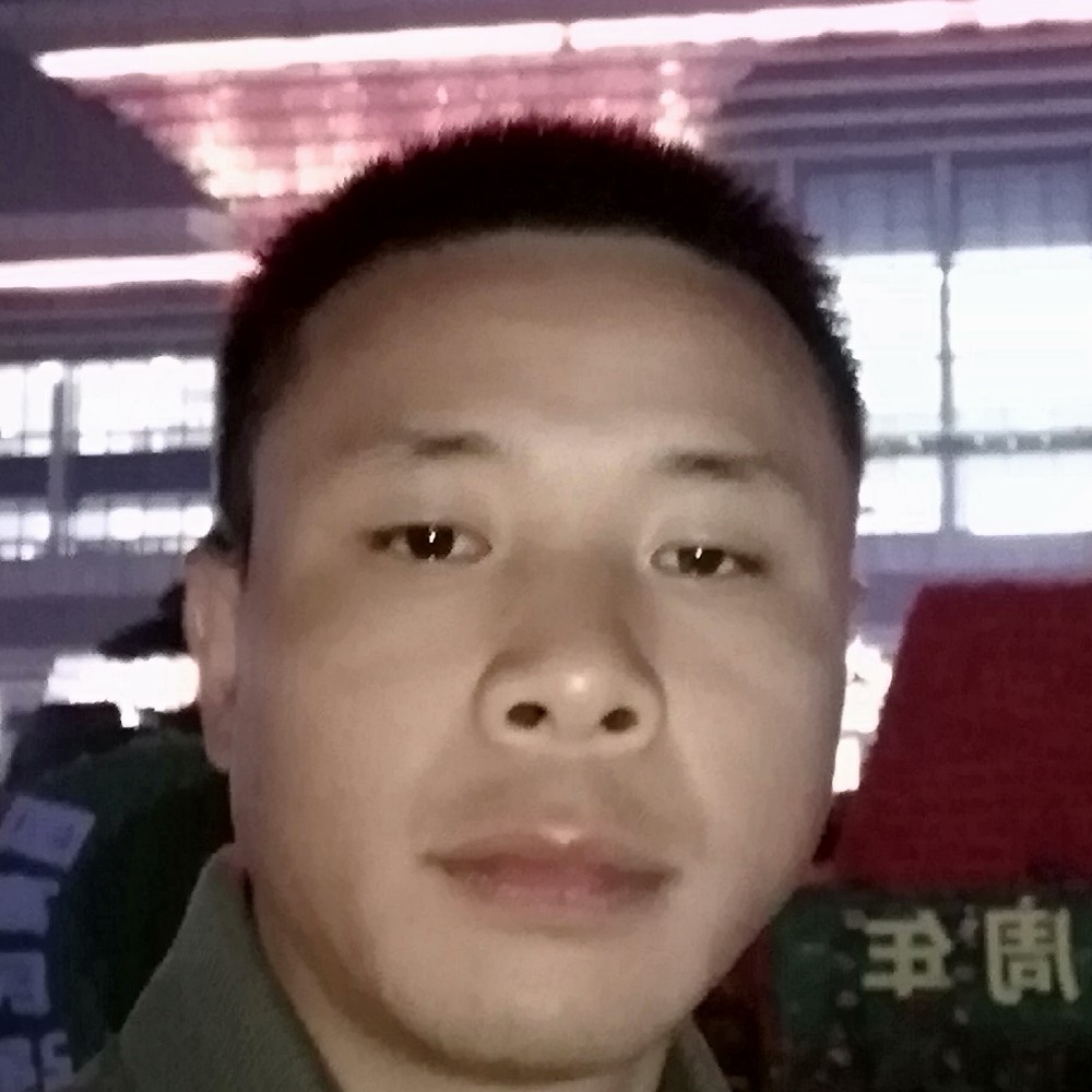 雪糕向谨慎的照片
