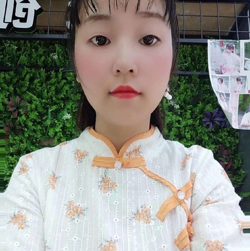 搞怪苦恋钢笔的照片