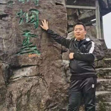 回头一笑K的照片