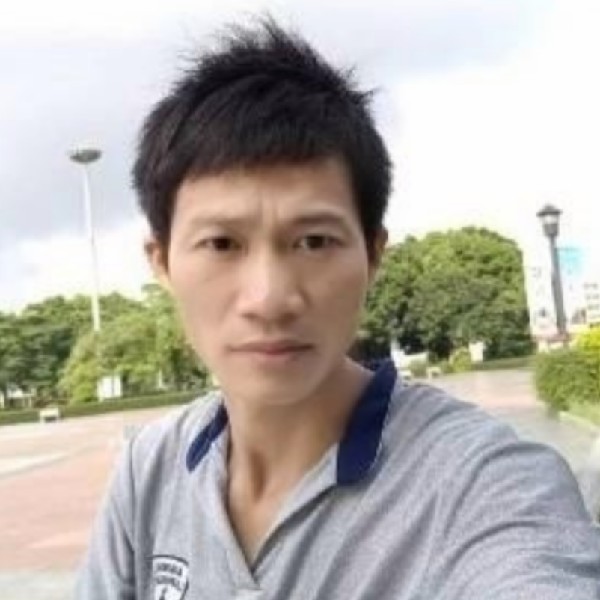 棒棒糖蹁跹碧蓝的照片