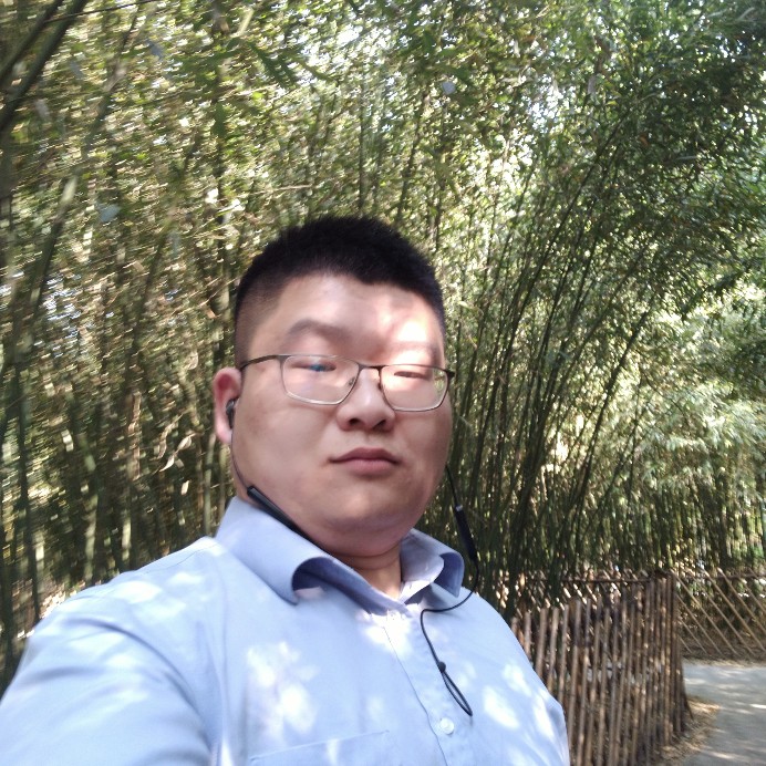 元默的照片