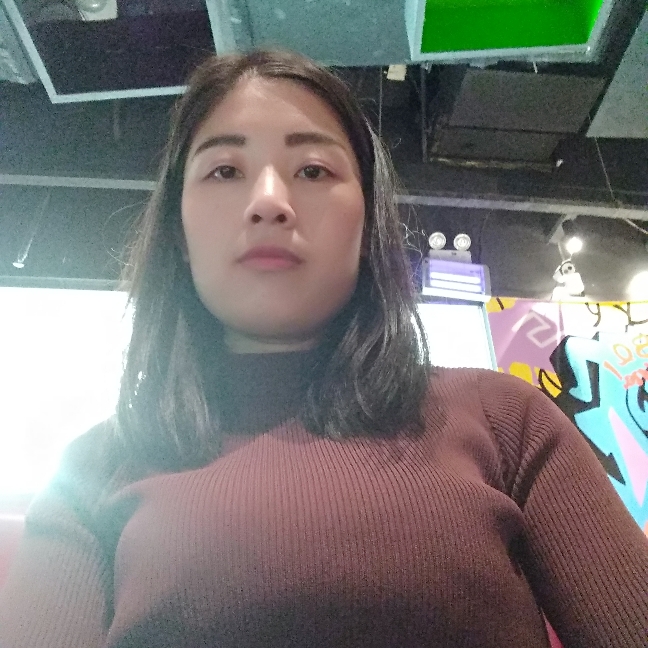稳重帆布鞋的照片